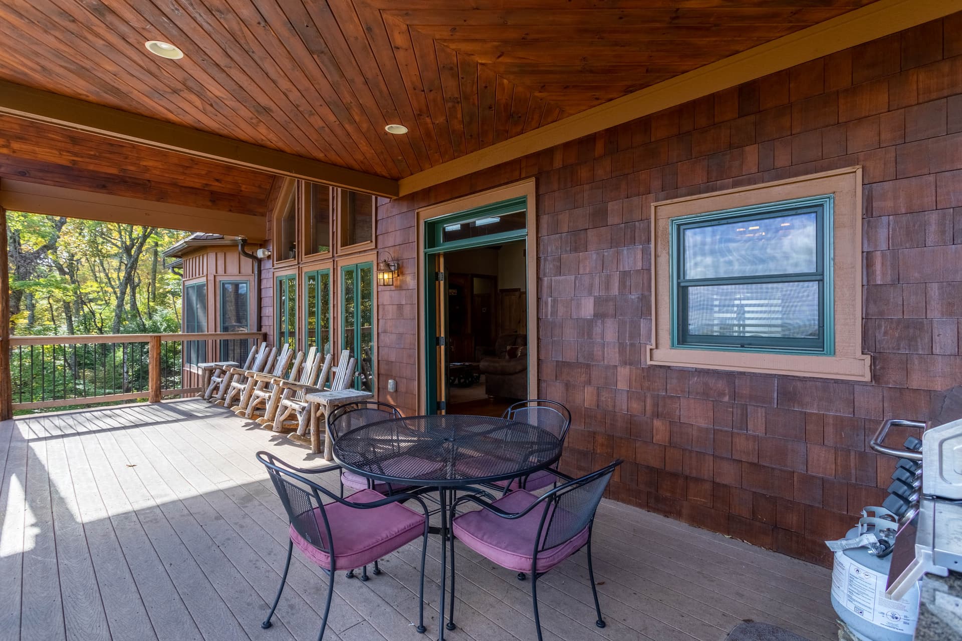 Buckhorn Lodge - Image 41