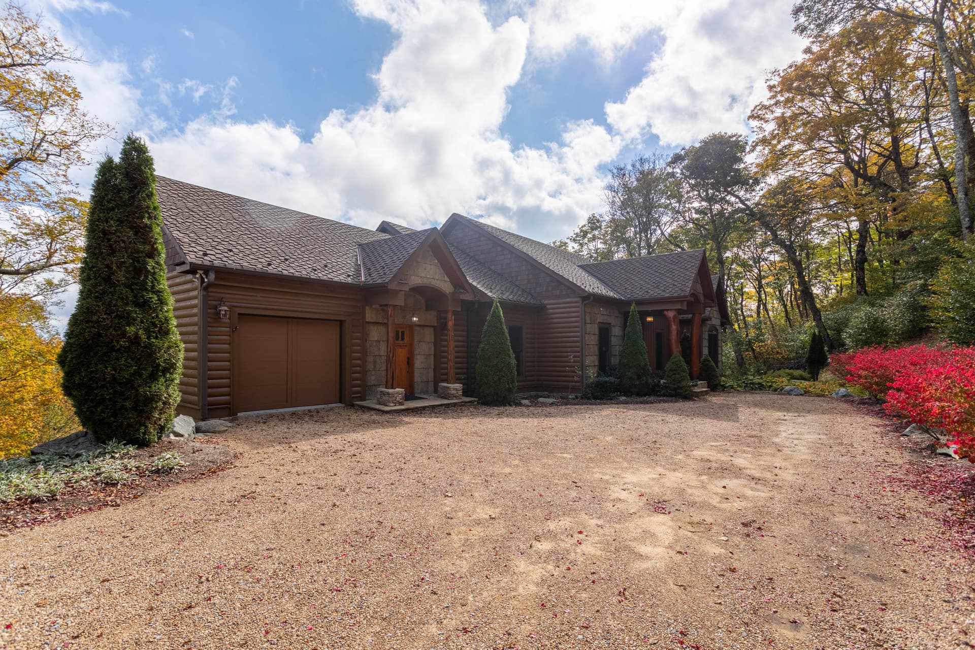 Buckhorn Lodge - Image 44