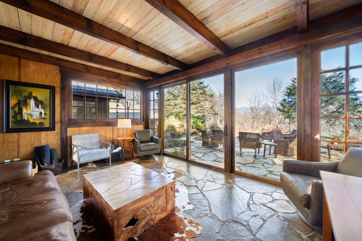 Bullhead Mountain Lodge - Image 4