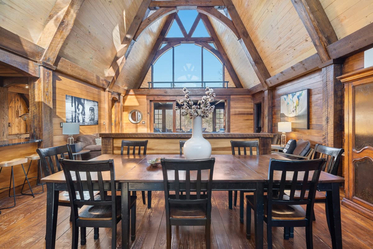 Bullhead Mountain Lodge - Image 3