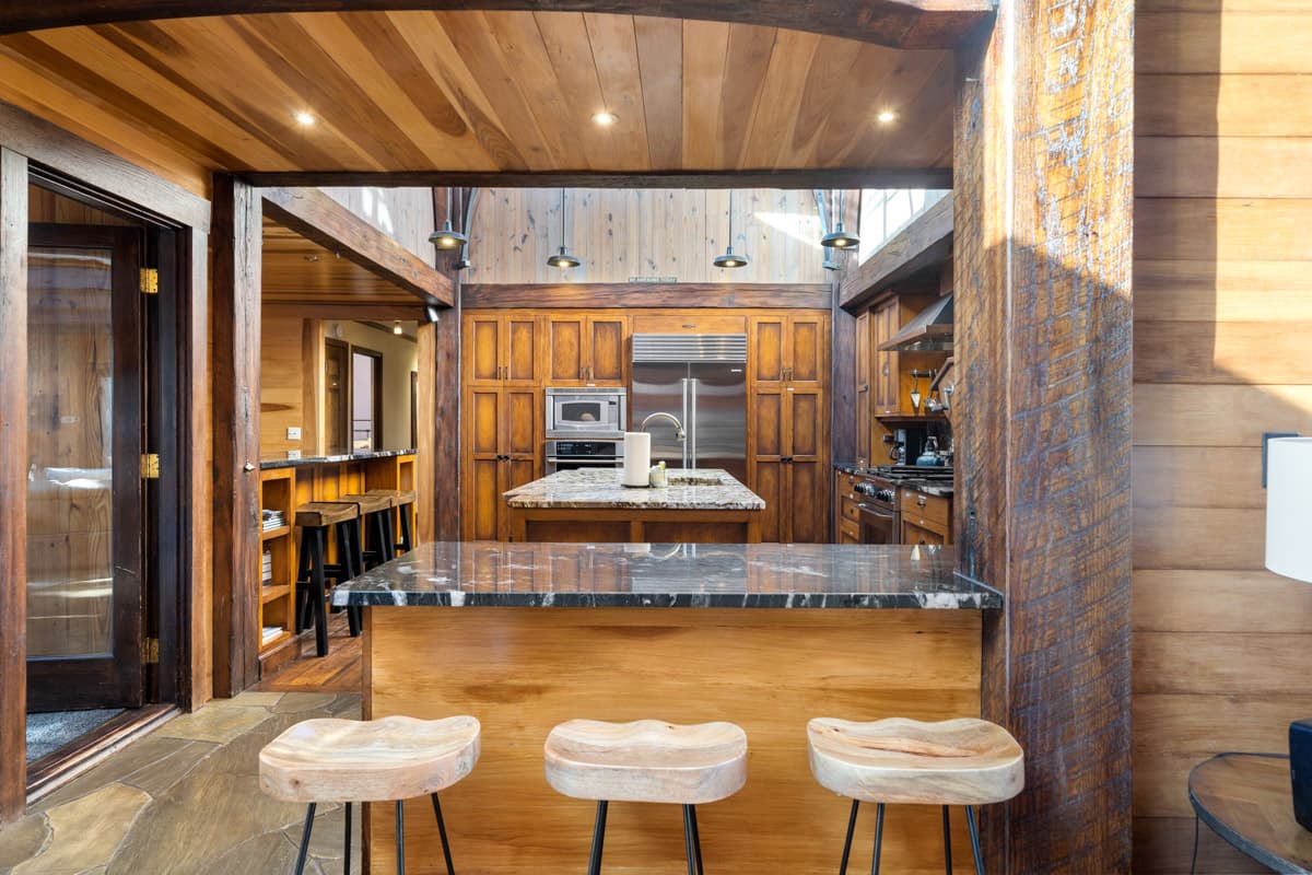 Bullhead Mountain Lodge - Image 6