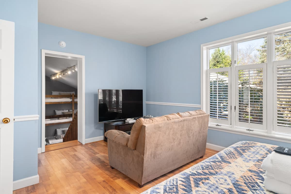 Bullhead Mountain Lodge - Image 30