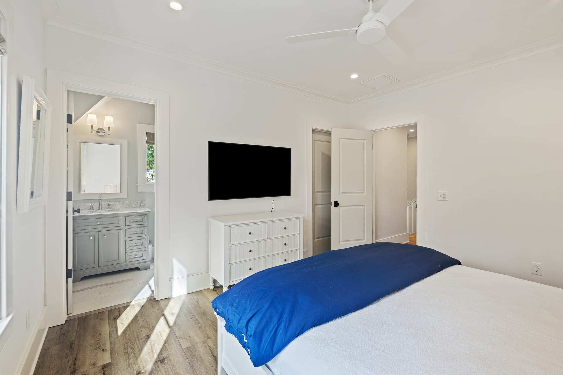 Baywood Coastal - Image 19