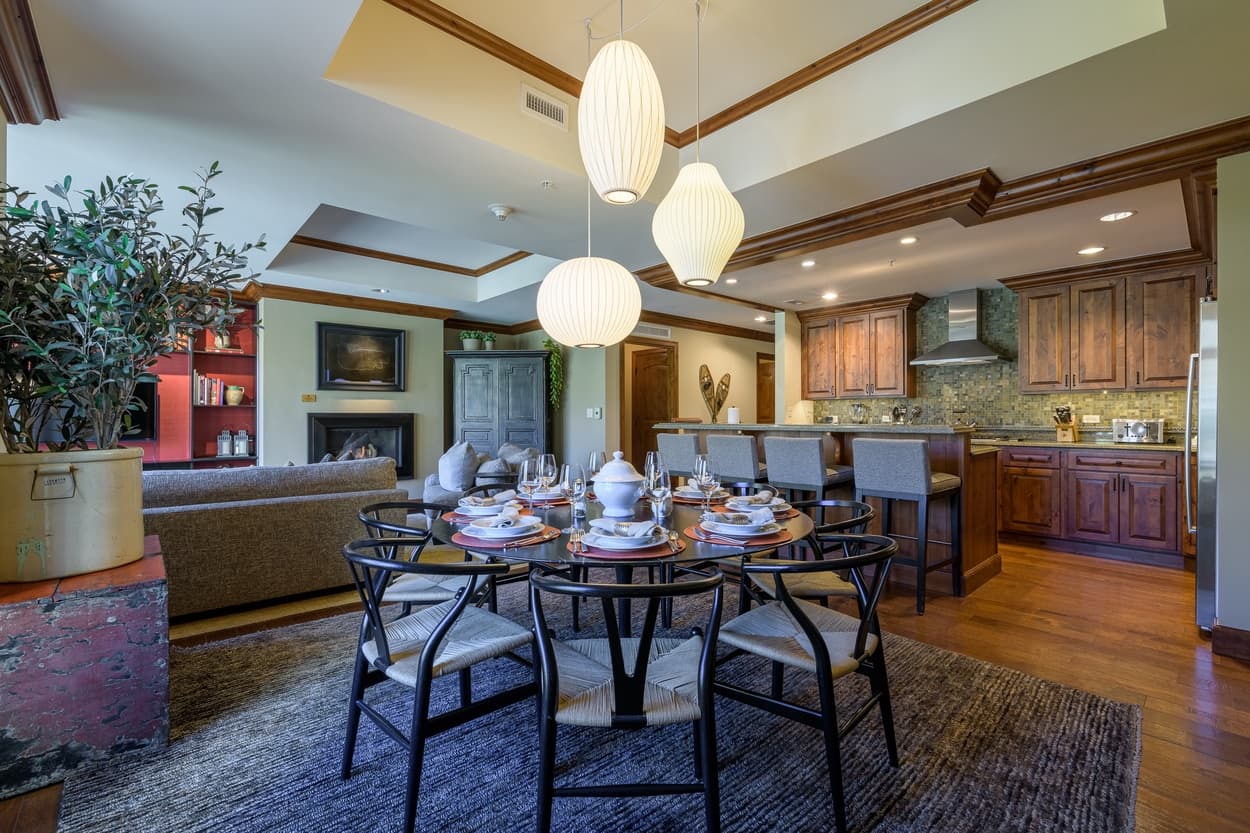 Cascade at The Ritz-Carlton - Image 3