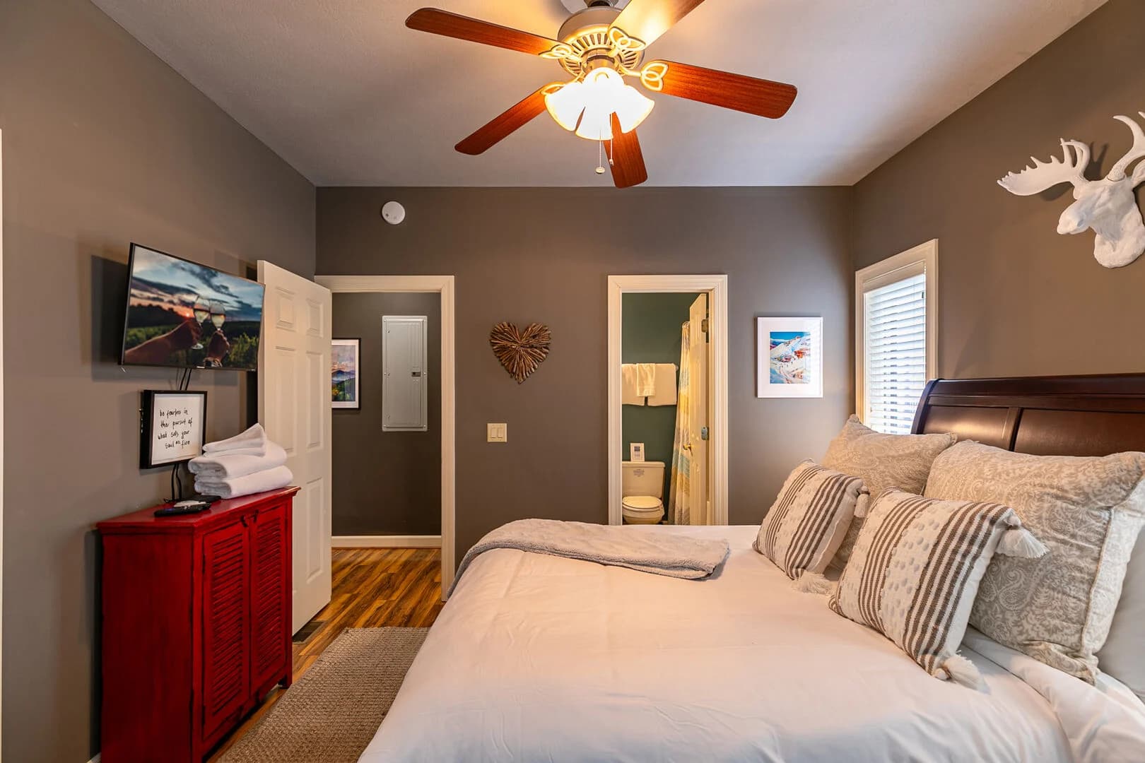 Sugar Shack - Image 8