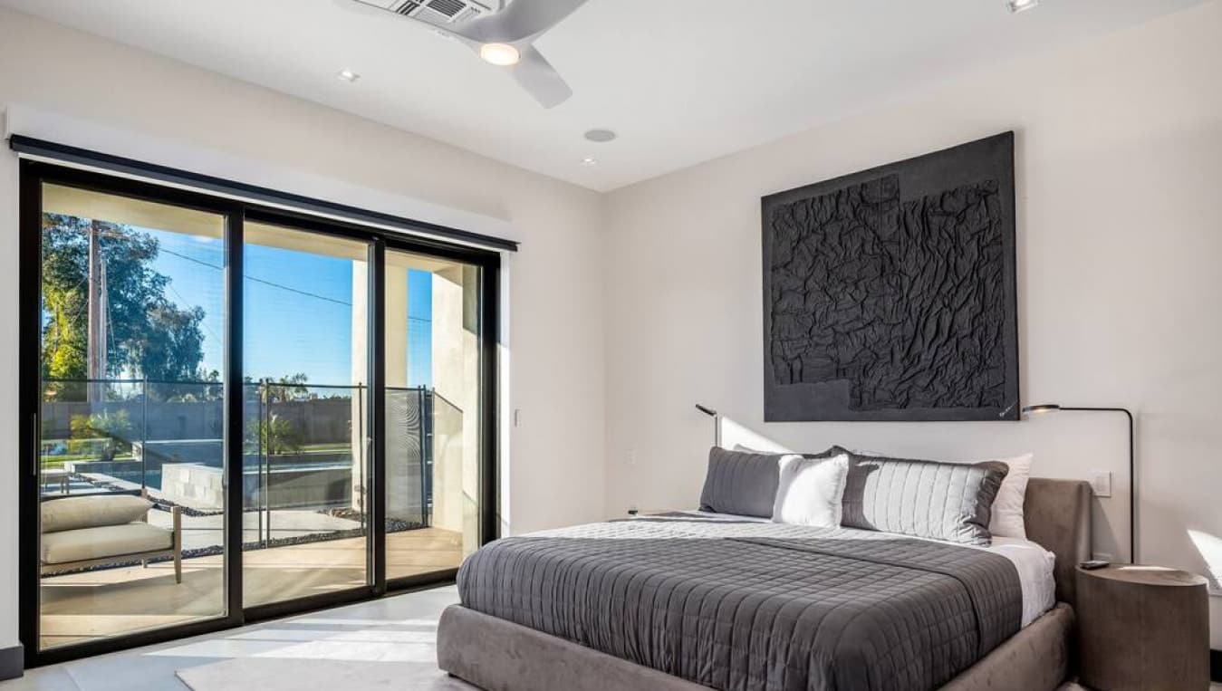 Scottsdale Desert Paradise - Image 24