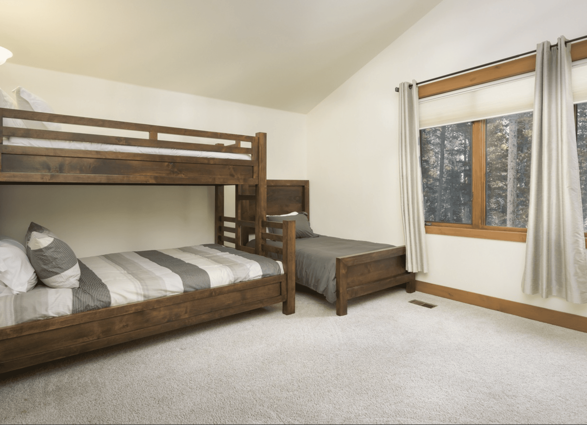 Vista Ridge - Image 19