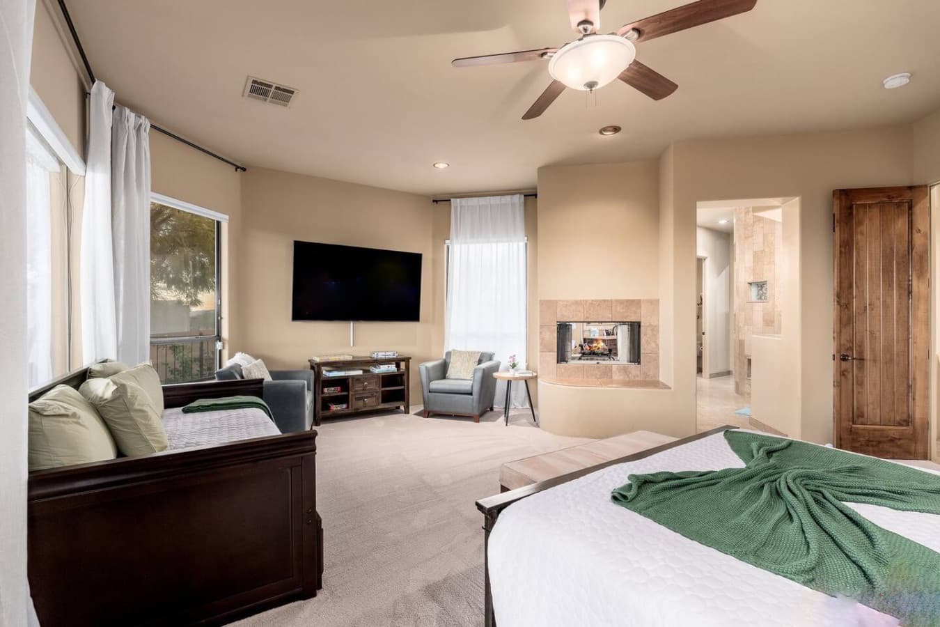 Dreamy Desert Villa - Image 13