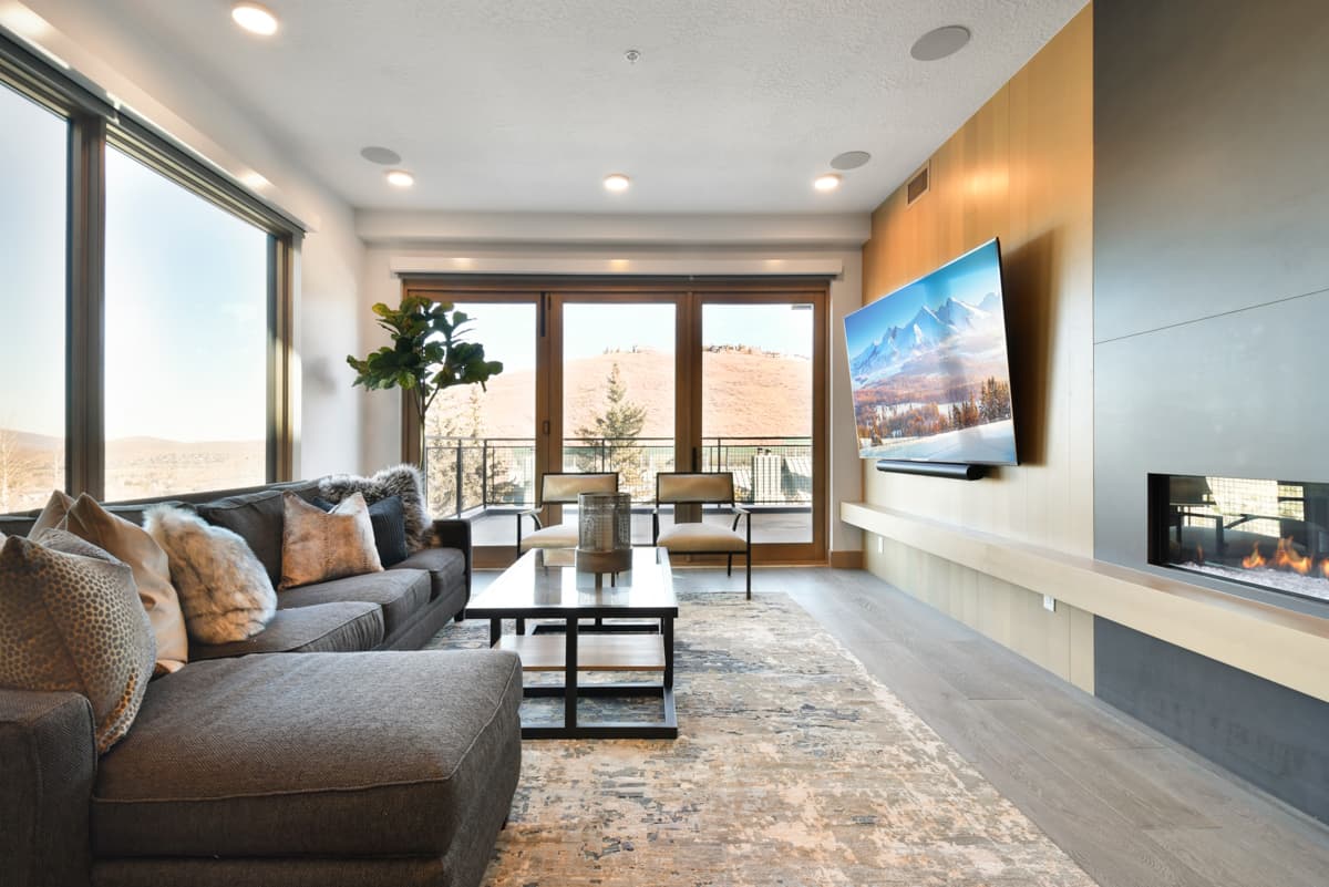 King's Crown - Image 2