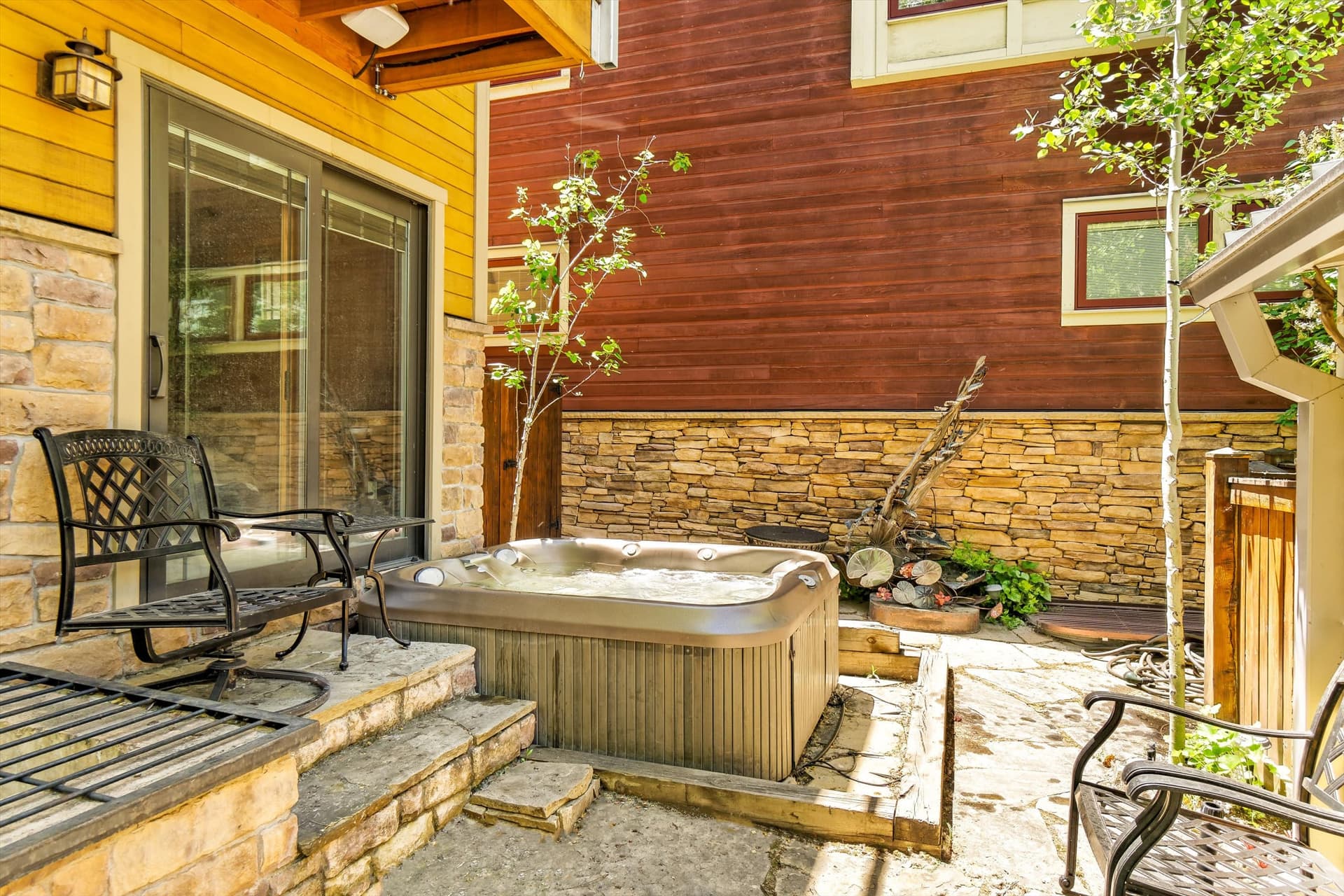 Apres Serene Lodge - Image 2