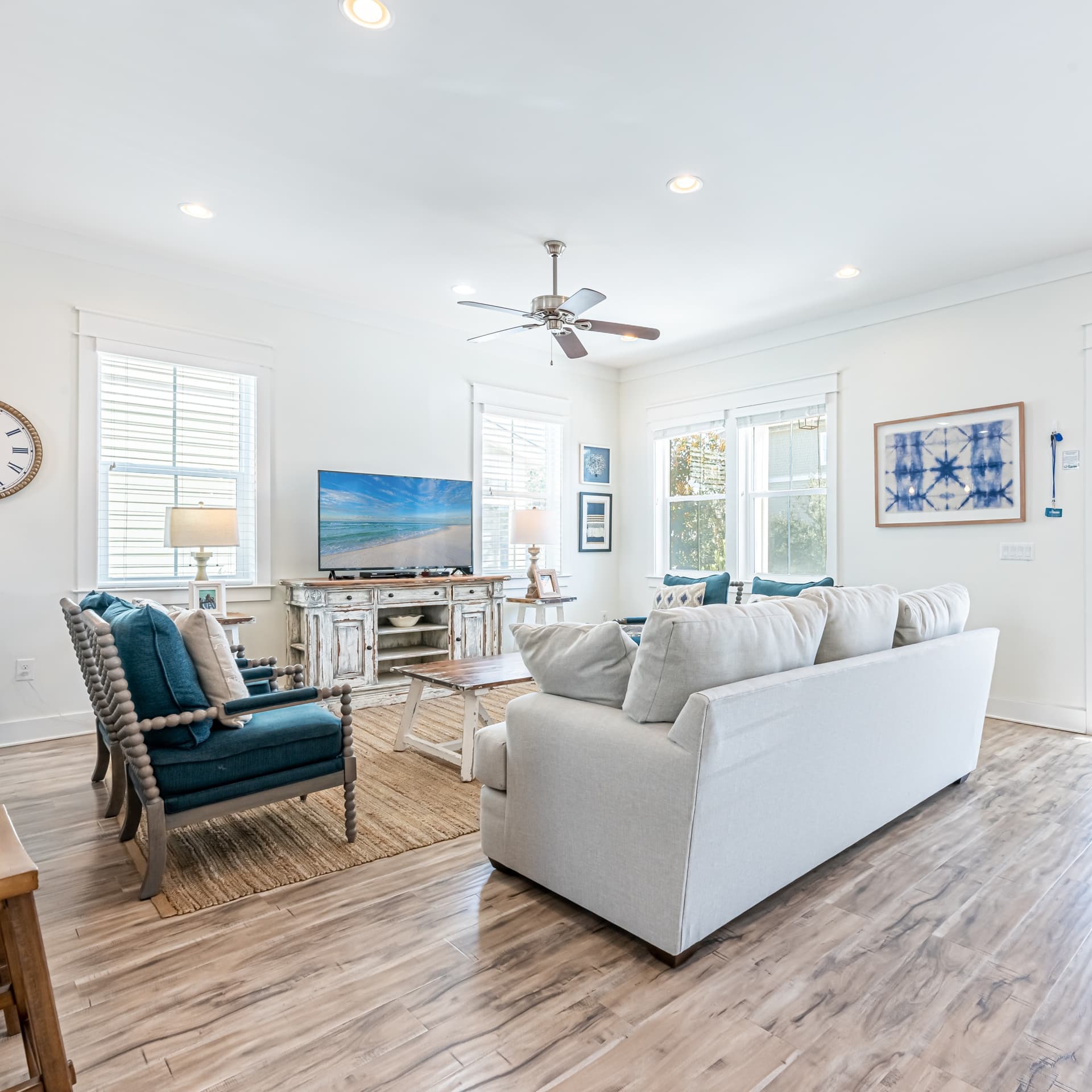 Blue Dream House - Image 5