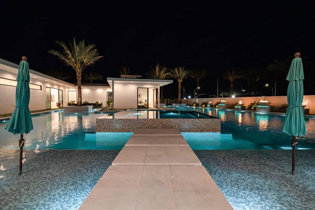 Bravo Villa #10 - Image 79