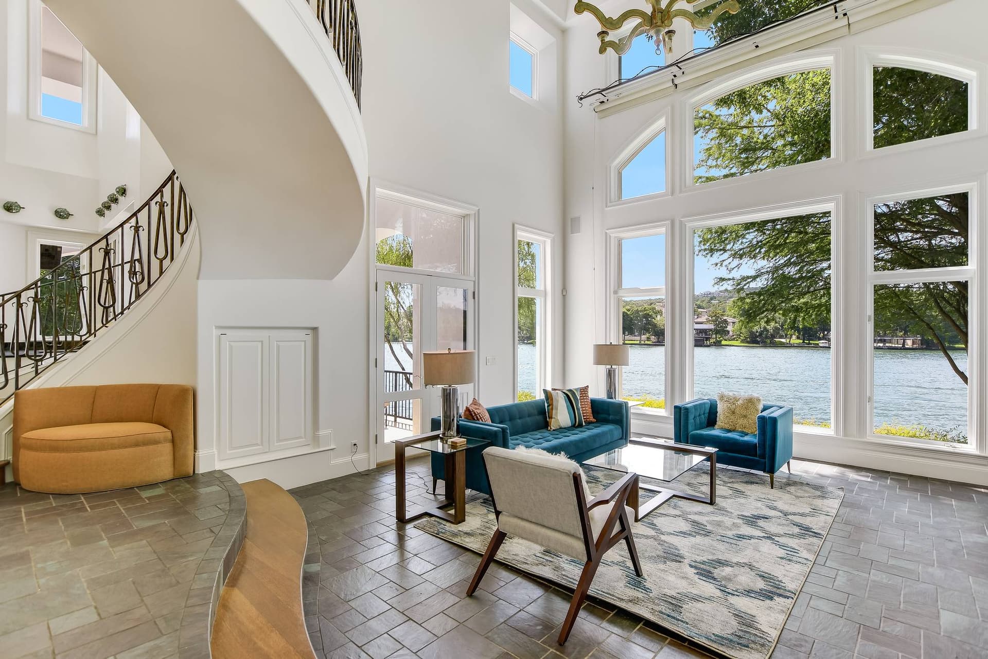 Casa Paradiso on Lake Austin - Image 4