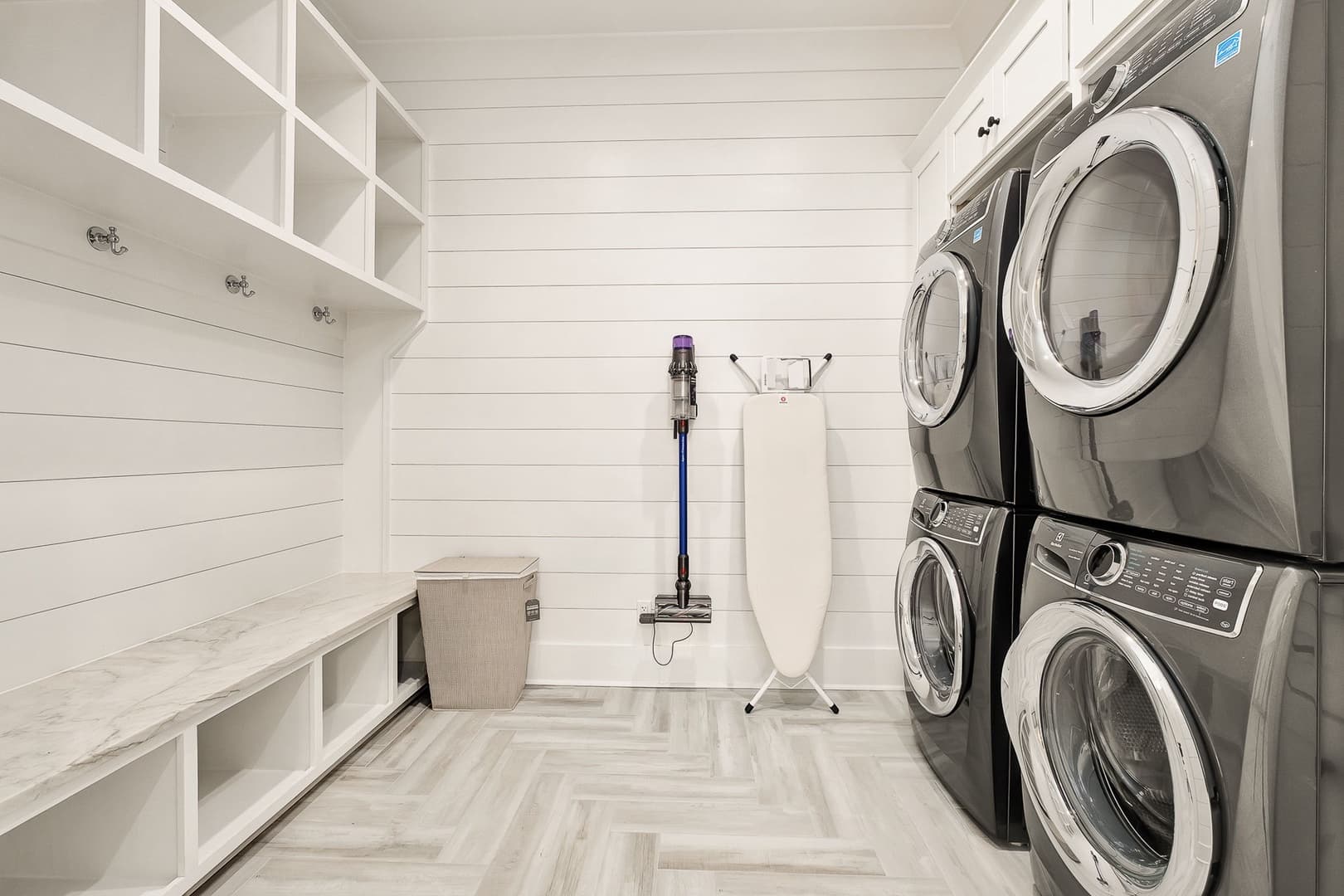 Grayton Gold - Image 45