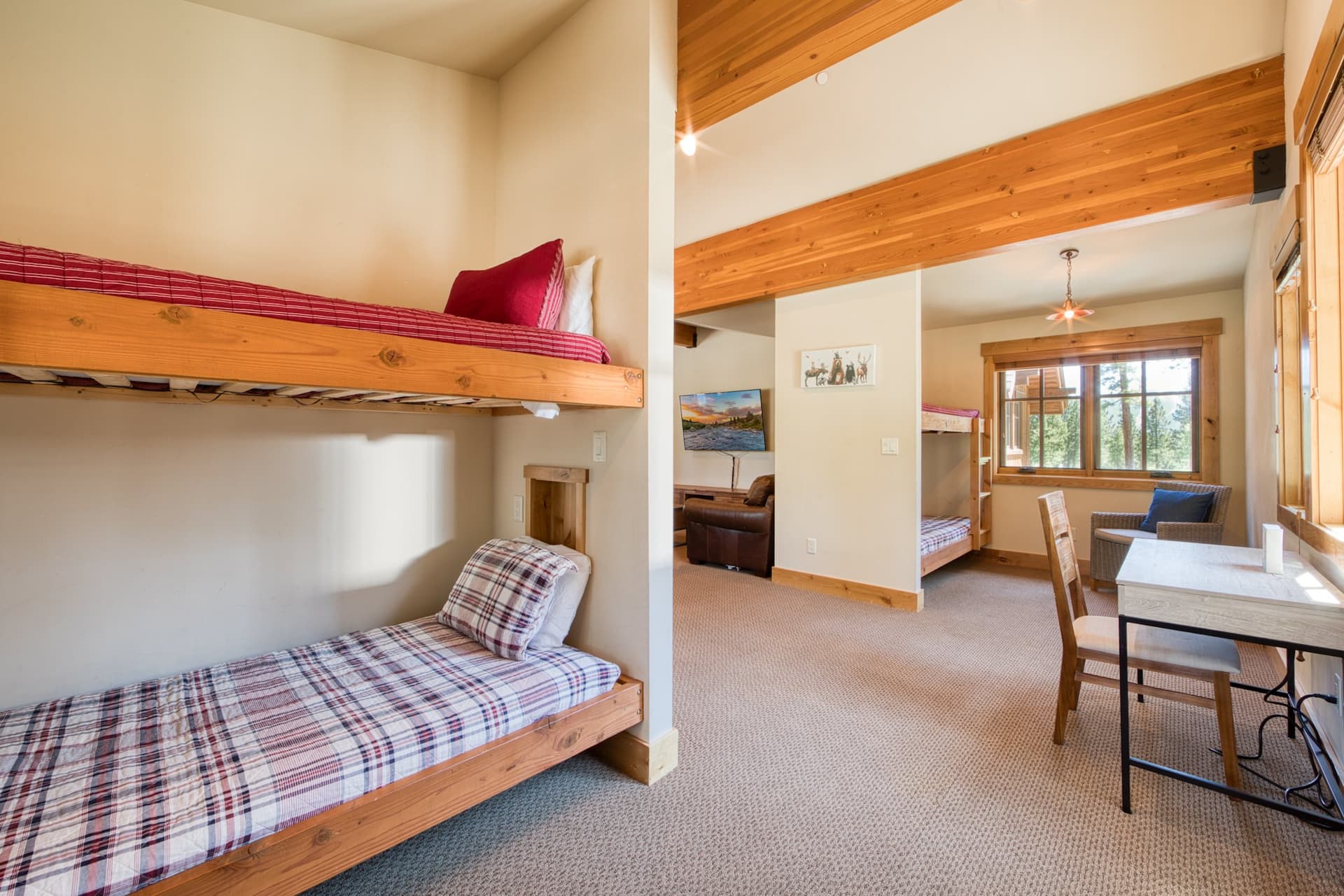 Caleb's Getaway at Old Greenwood - Image 17