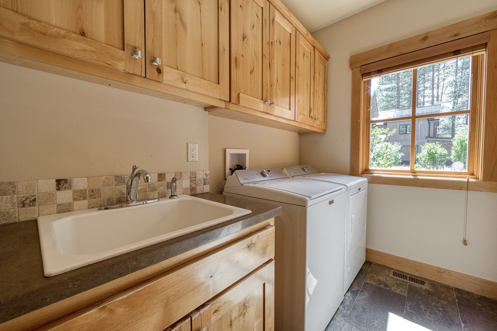 Caleb's Getaway at Old Greenwood - Image 33