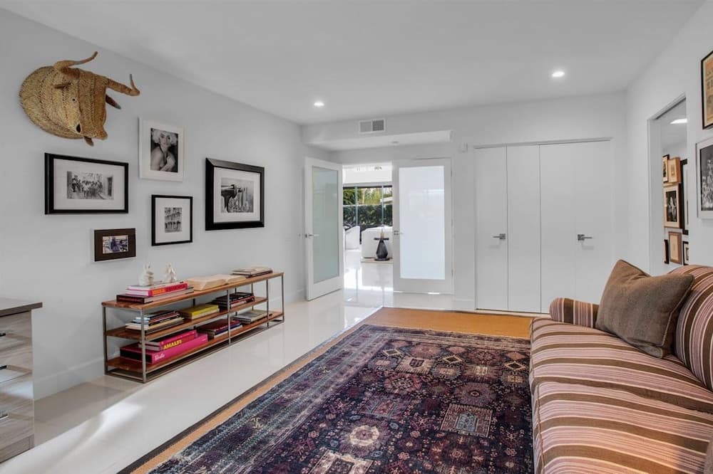 Canyon Palm - Image 34