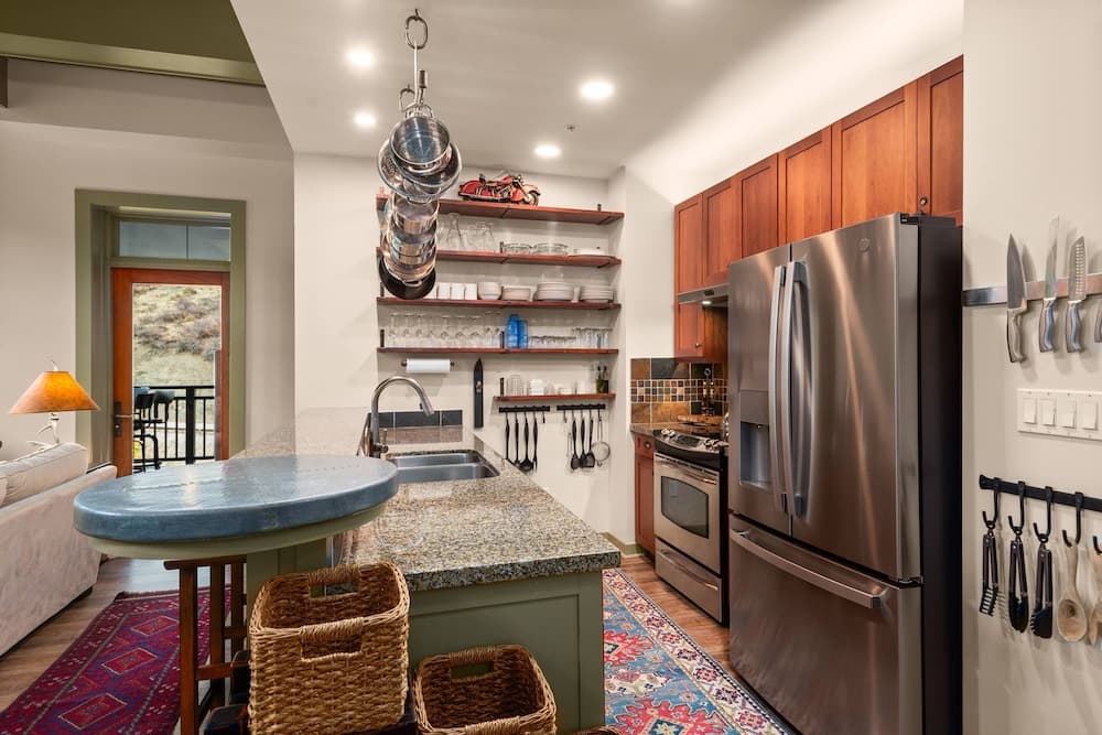 Capitol Peak #C3127 - Image 34