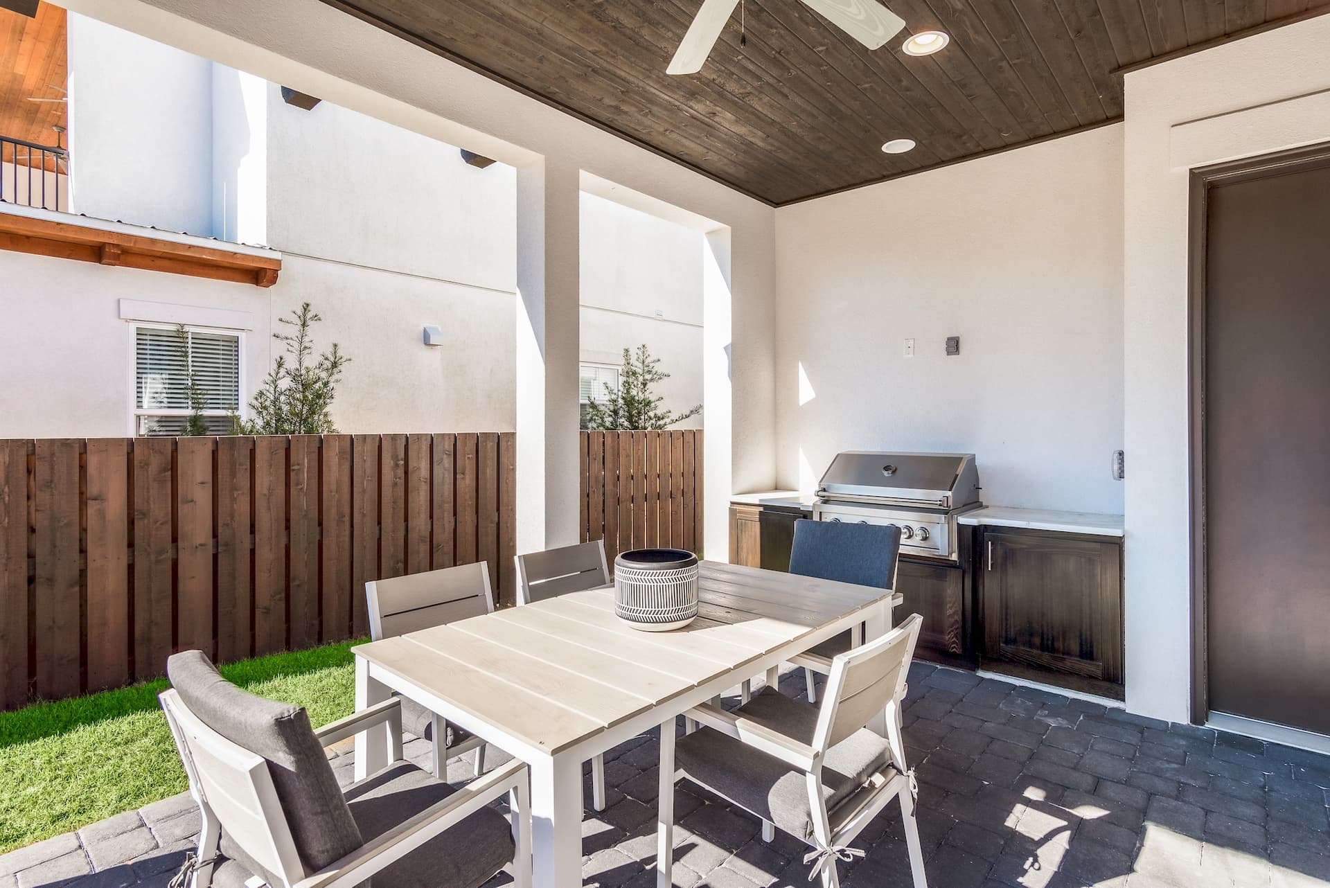 Carefree Days - Image 33