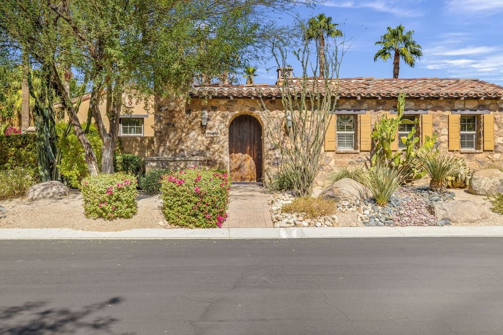 Casa de Bella - Image 72