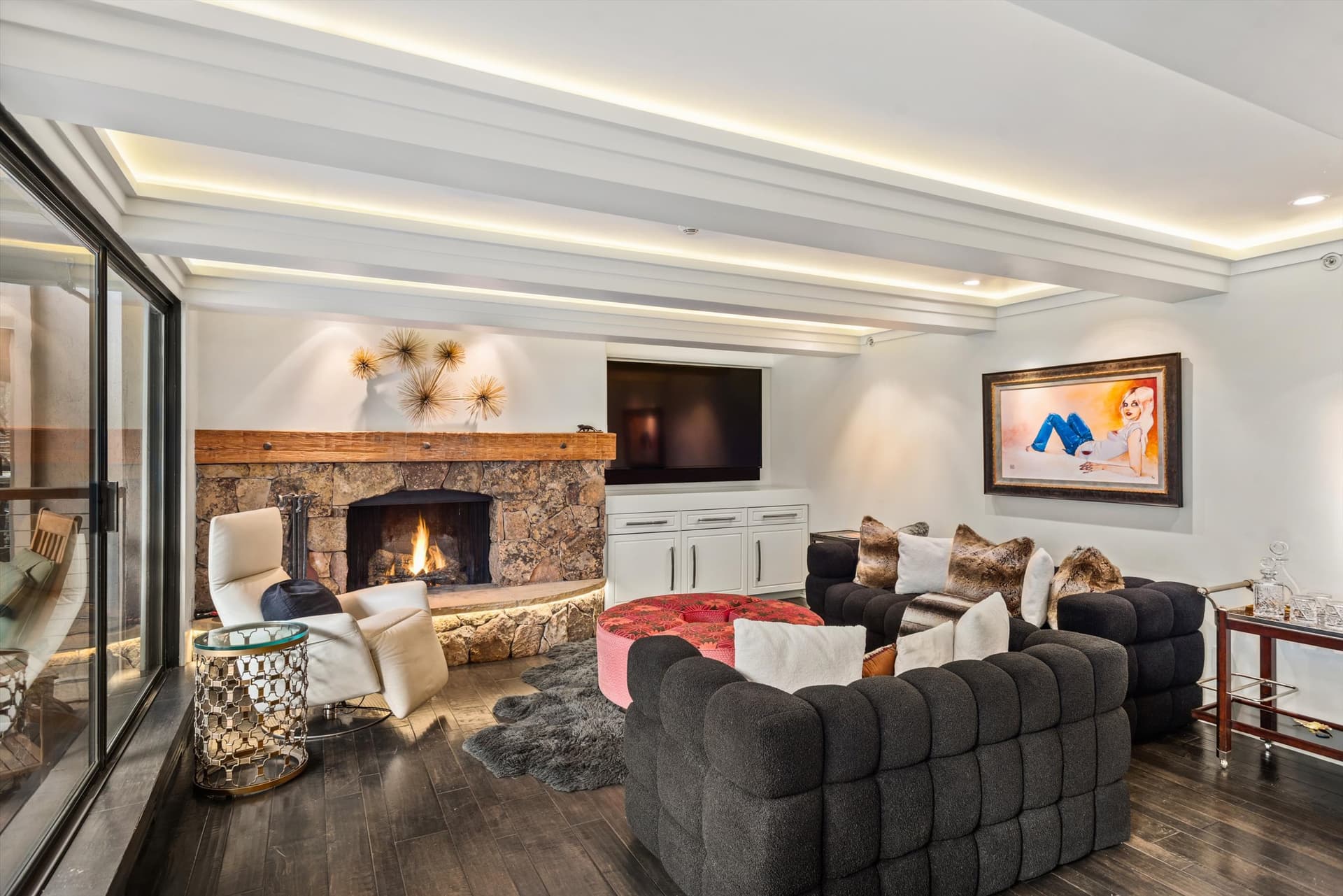 Chateau Eau Claire #9 - Image 6