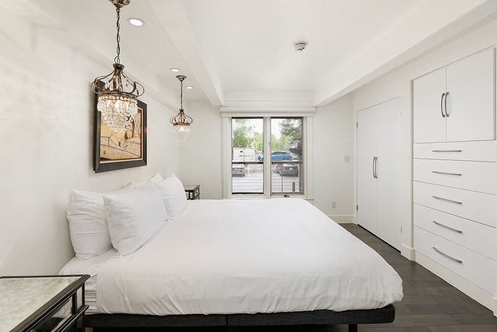 Chateau Eau Claire #9 - Image 8