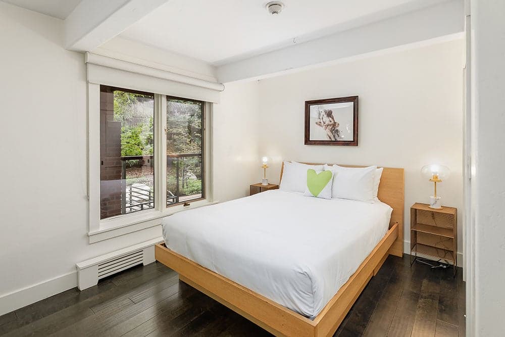 Chateau Eau Claire #9 - Image 10