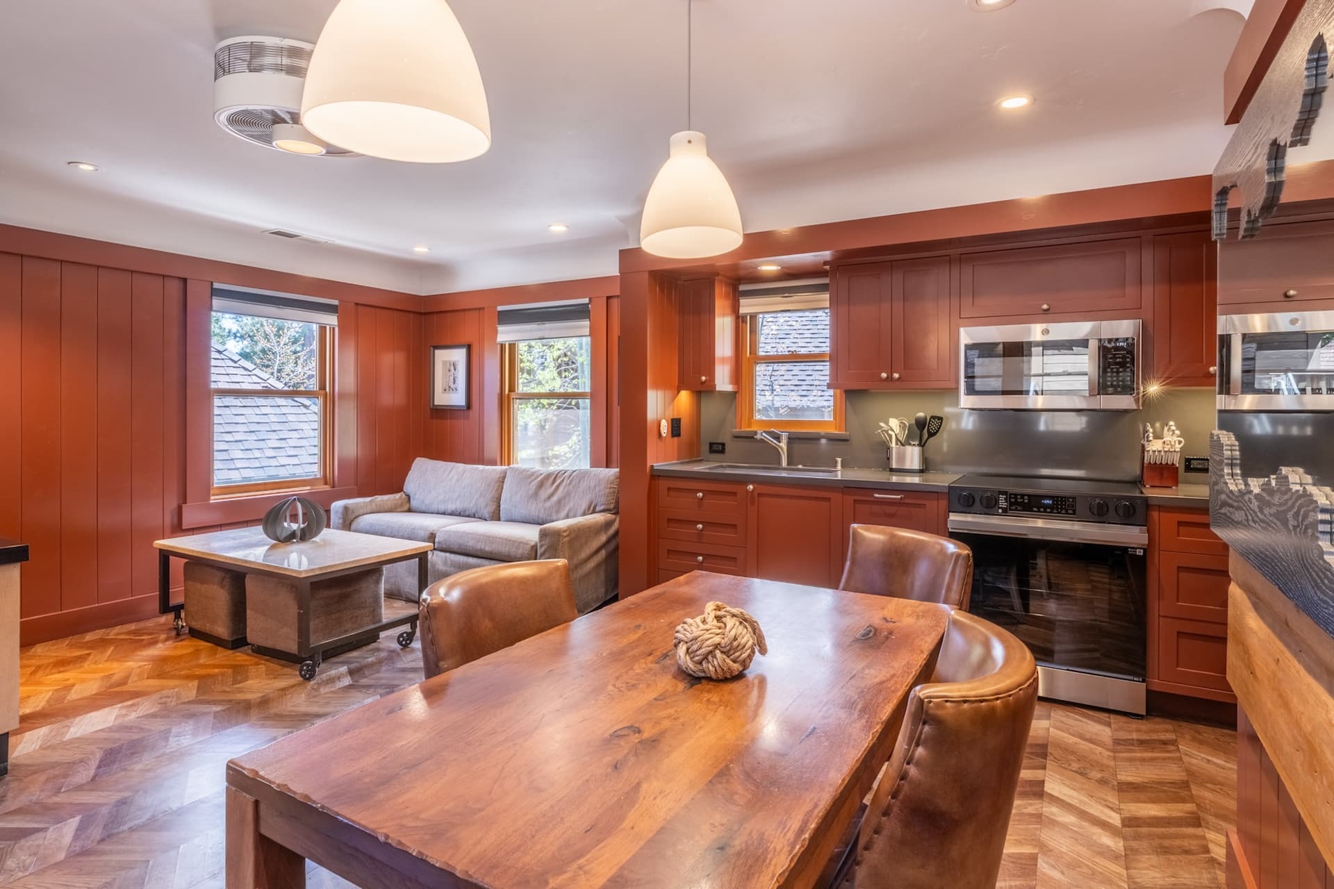 Robin Cottage #6 - Image 1