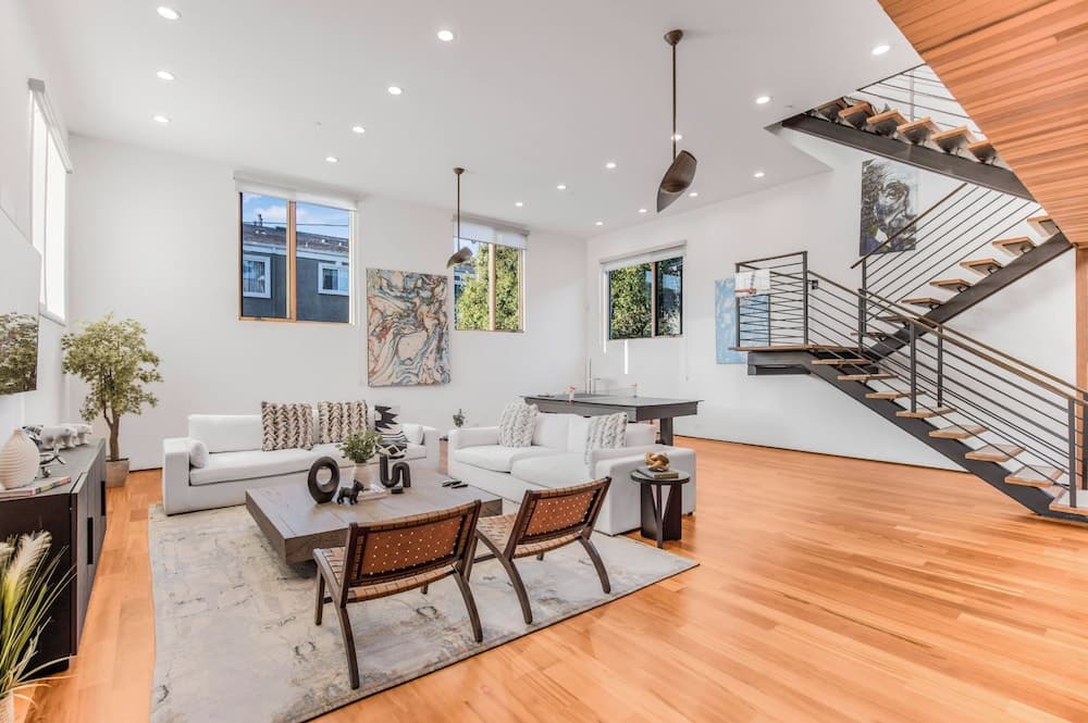 Cedar Loft Villa - Image 3