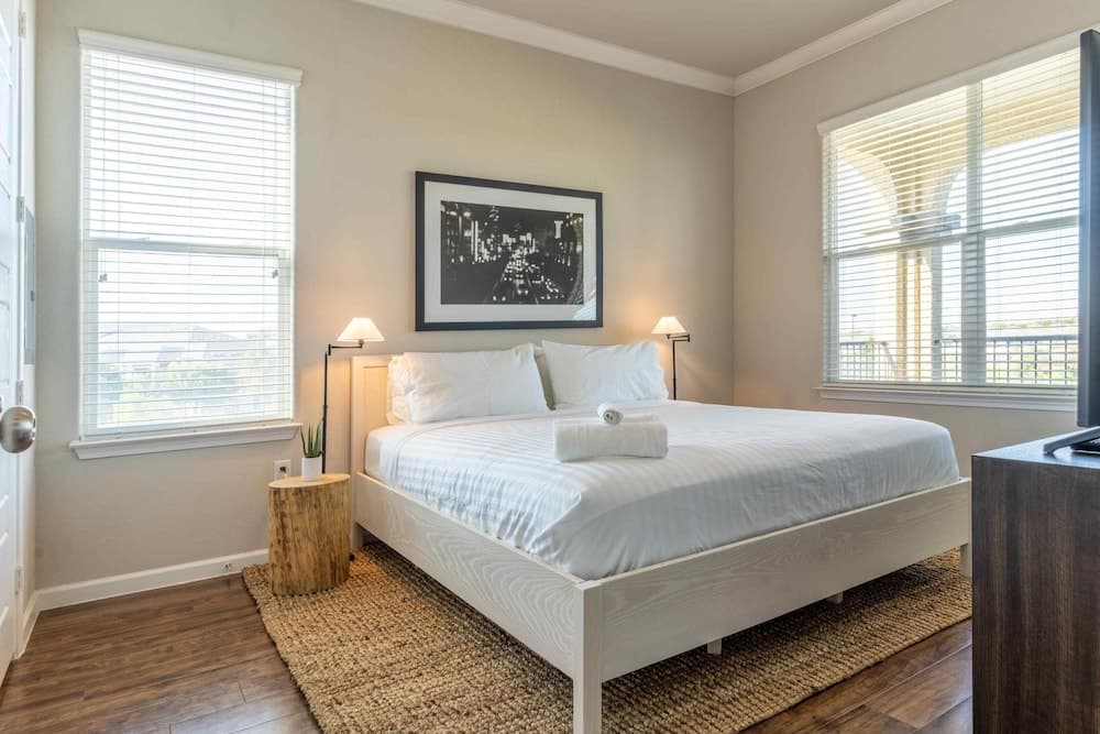 Century Stone Hill North - Image 4