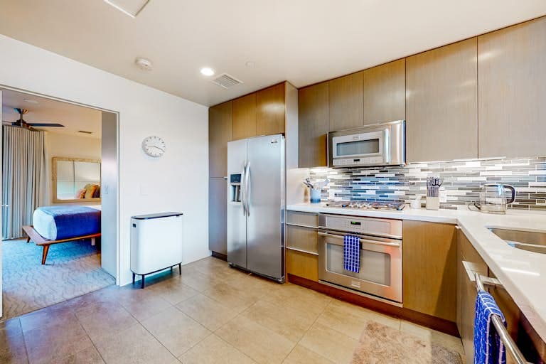 Cerritos Style - Image 13