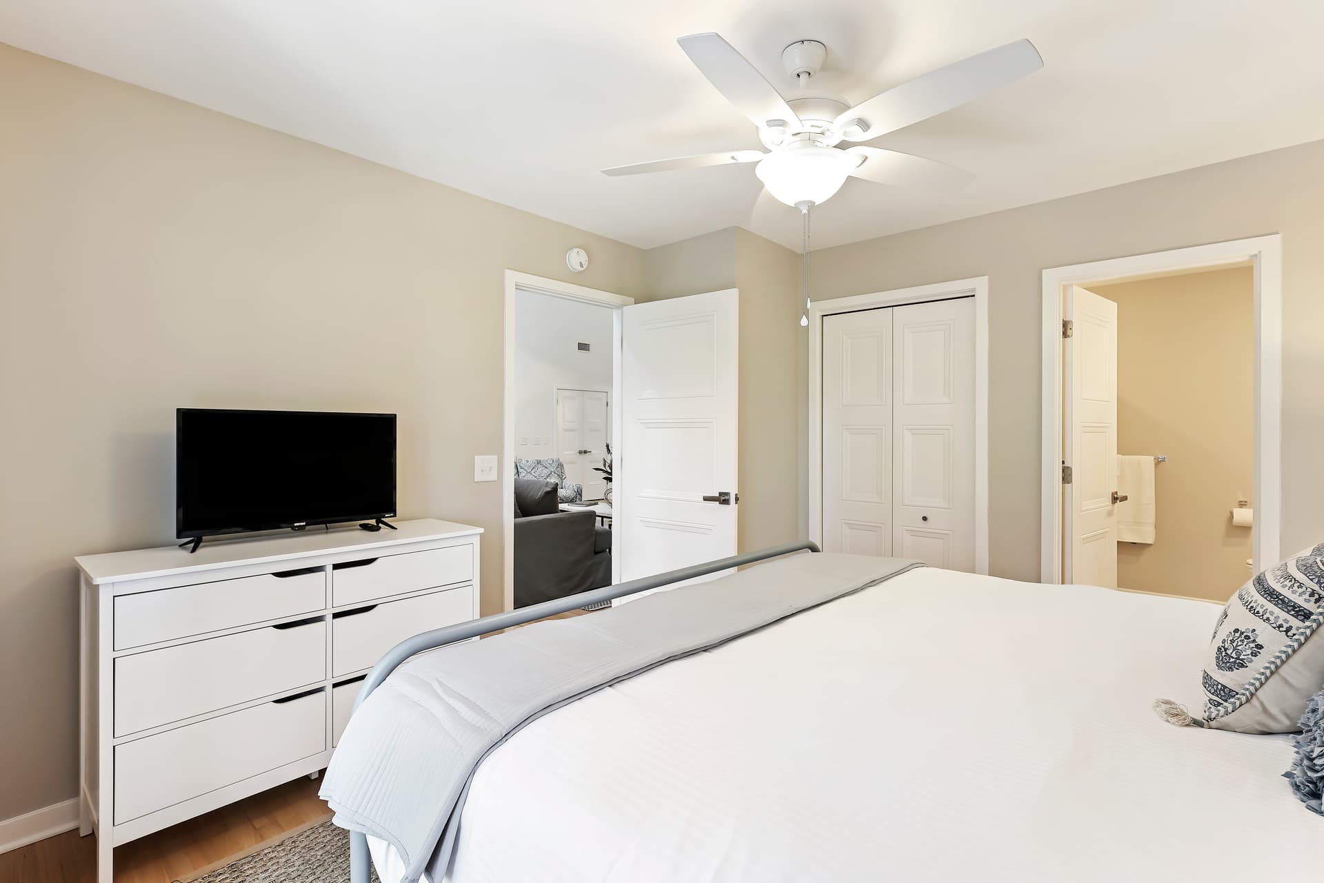 Cotton Hall - Image 19