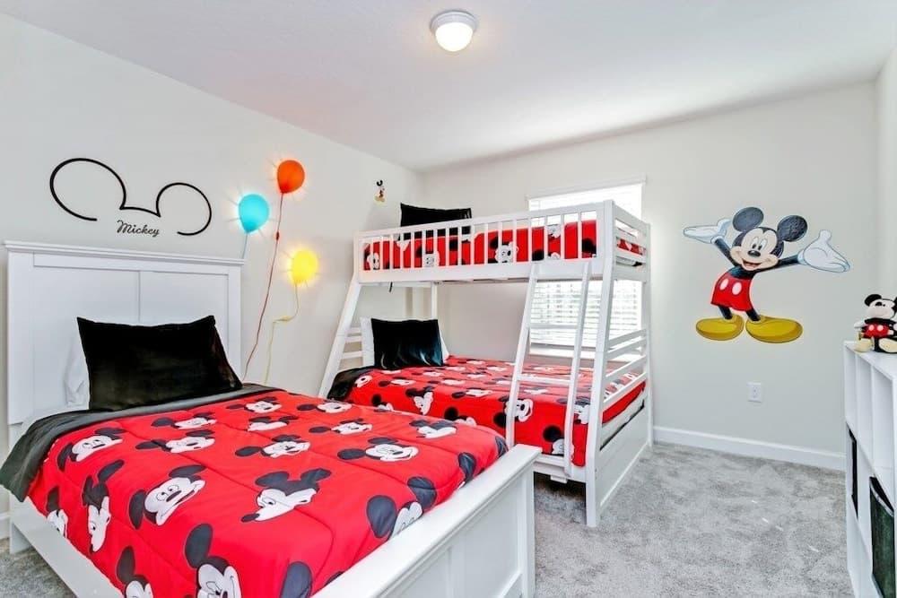 Champions Stay - Image 22