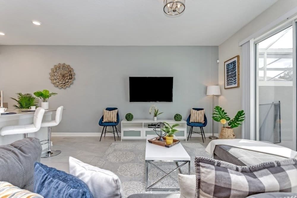 Champions Stay - Image 4