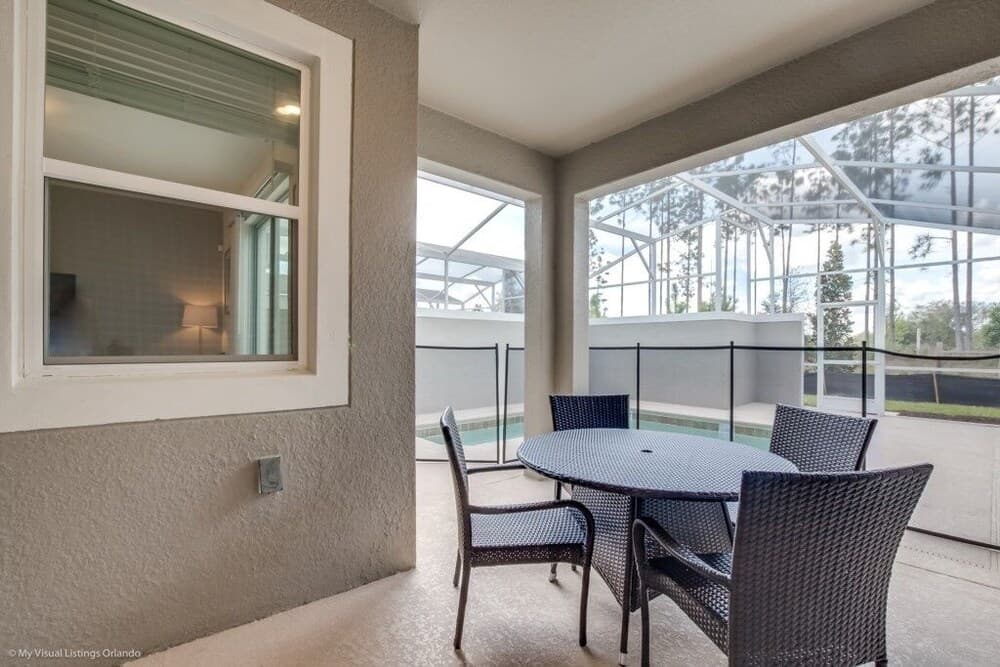 Champions Stay - Image 24