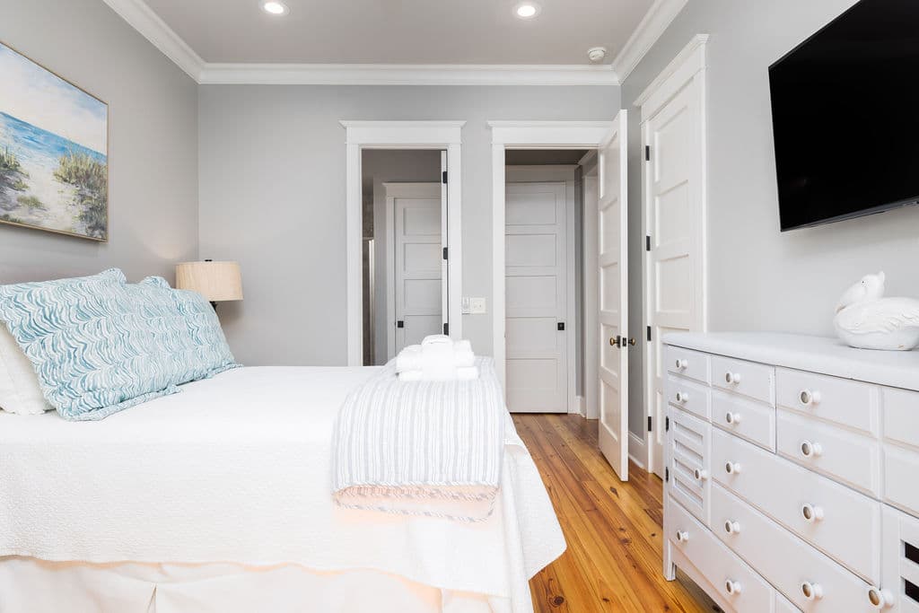 Southern Breeze - Image 48