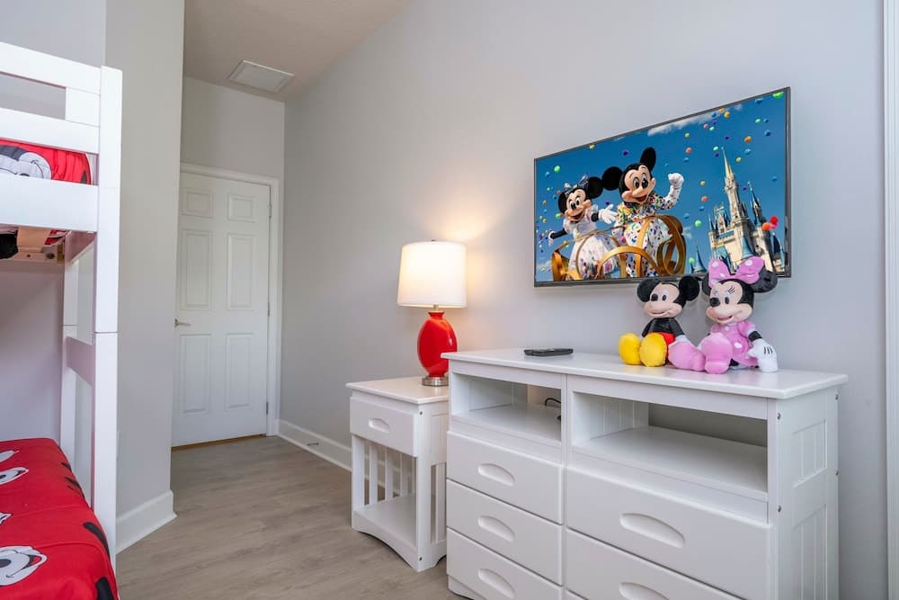 Disney Serenity #1639 - Image 48