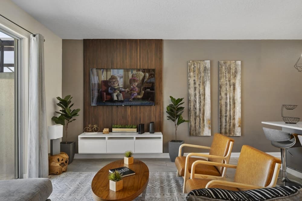 Charming Home at Stinger - Image 2