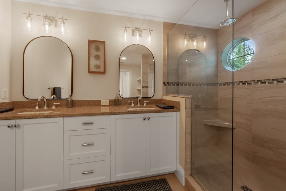 Chasing Sunsets #108 - Image 18