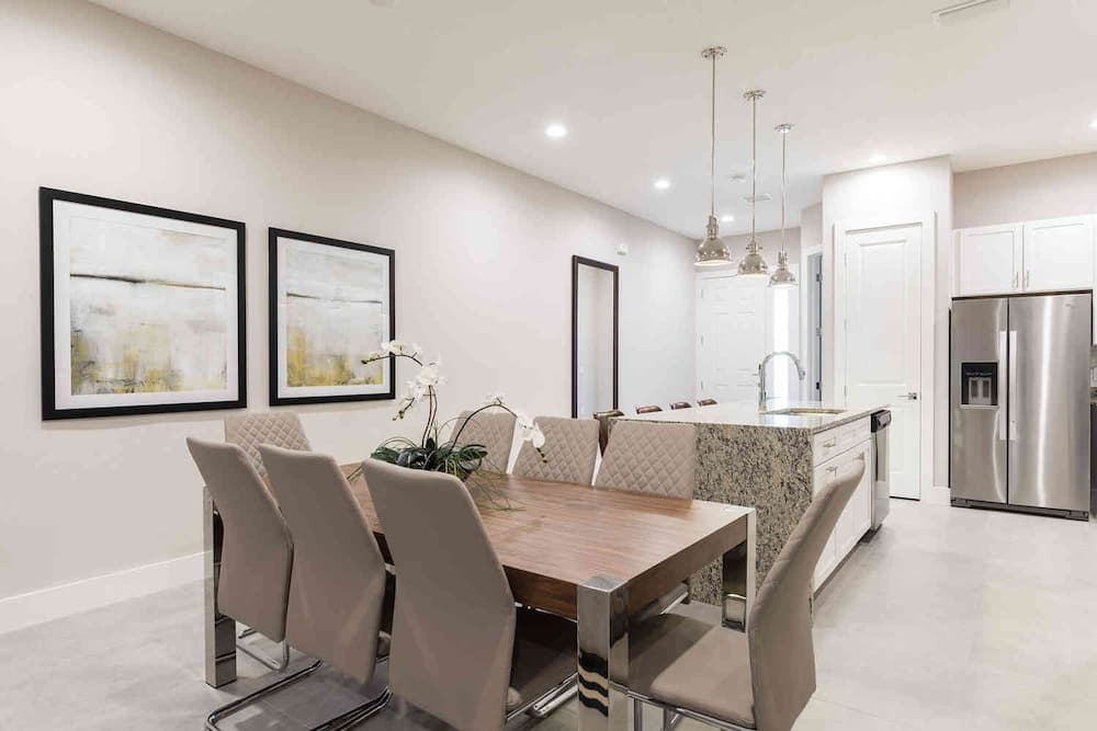 Sunny Dreams Townhome #7586 - Image 2