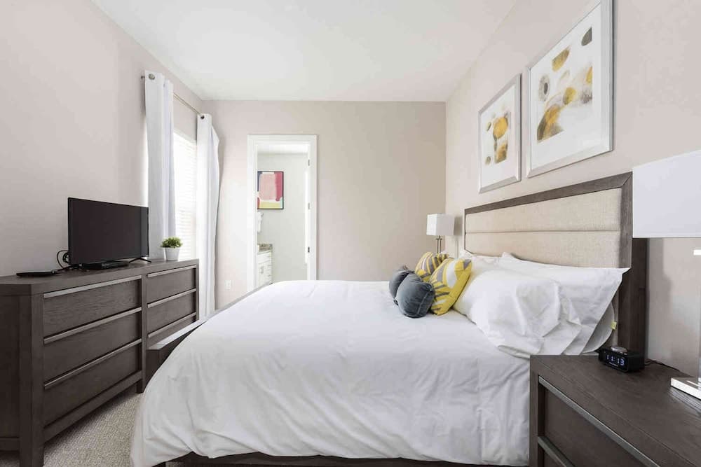 Sunny Dreams Townhome #7586 - Image 8