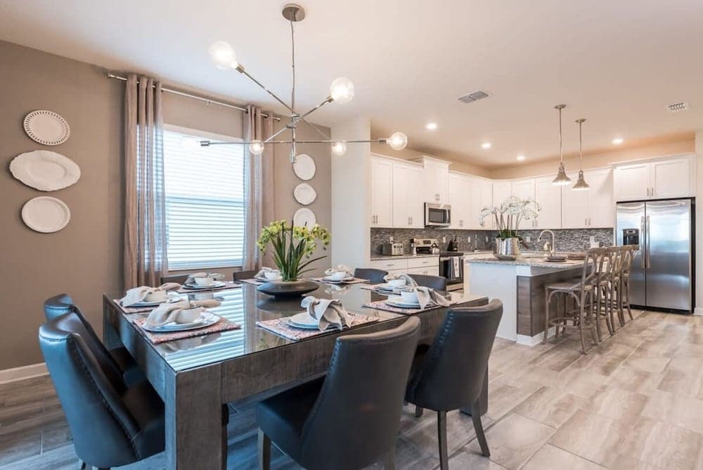 Chic Unforgettable Haven - Image 4