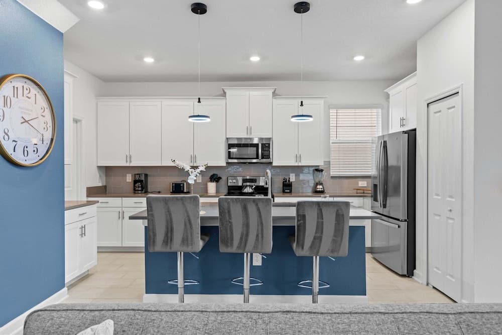 Chic Sticks Retreat - Image 11