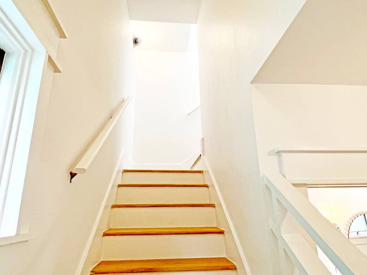 Toes in the Water Home - Image 23