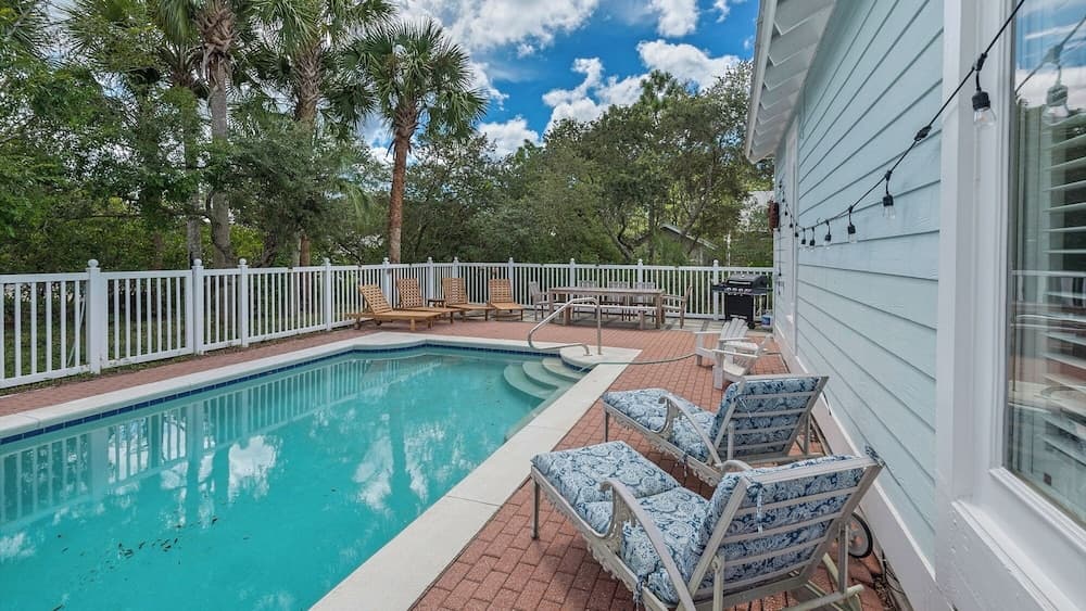 La Pointe - Image 23