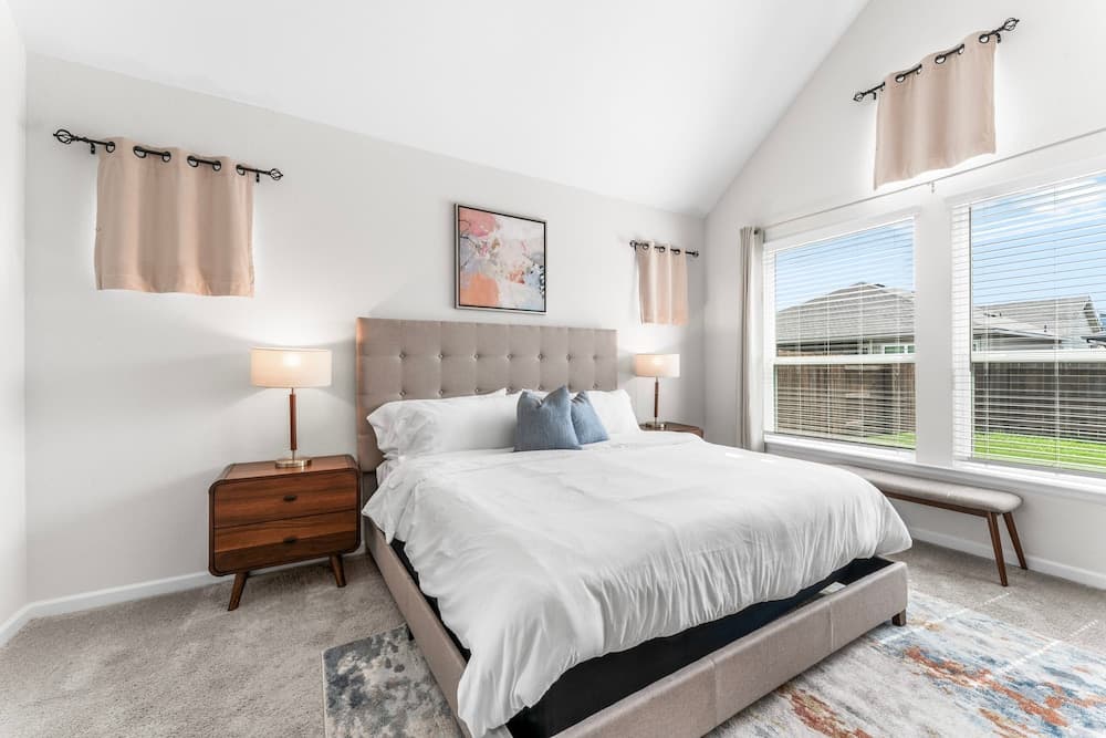 Cozy Cota - Image 26