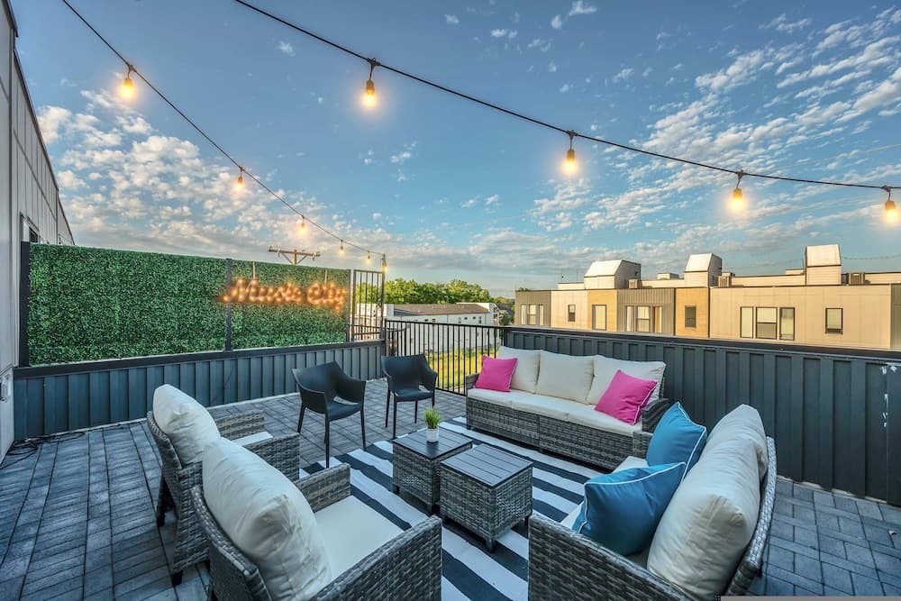 Rhythm Retreat - Image 2