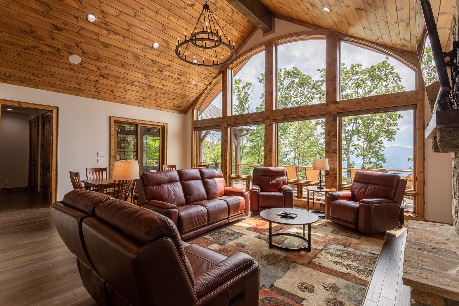 Clouds Rest Place - Image 5