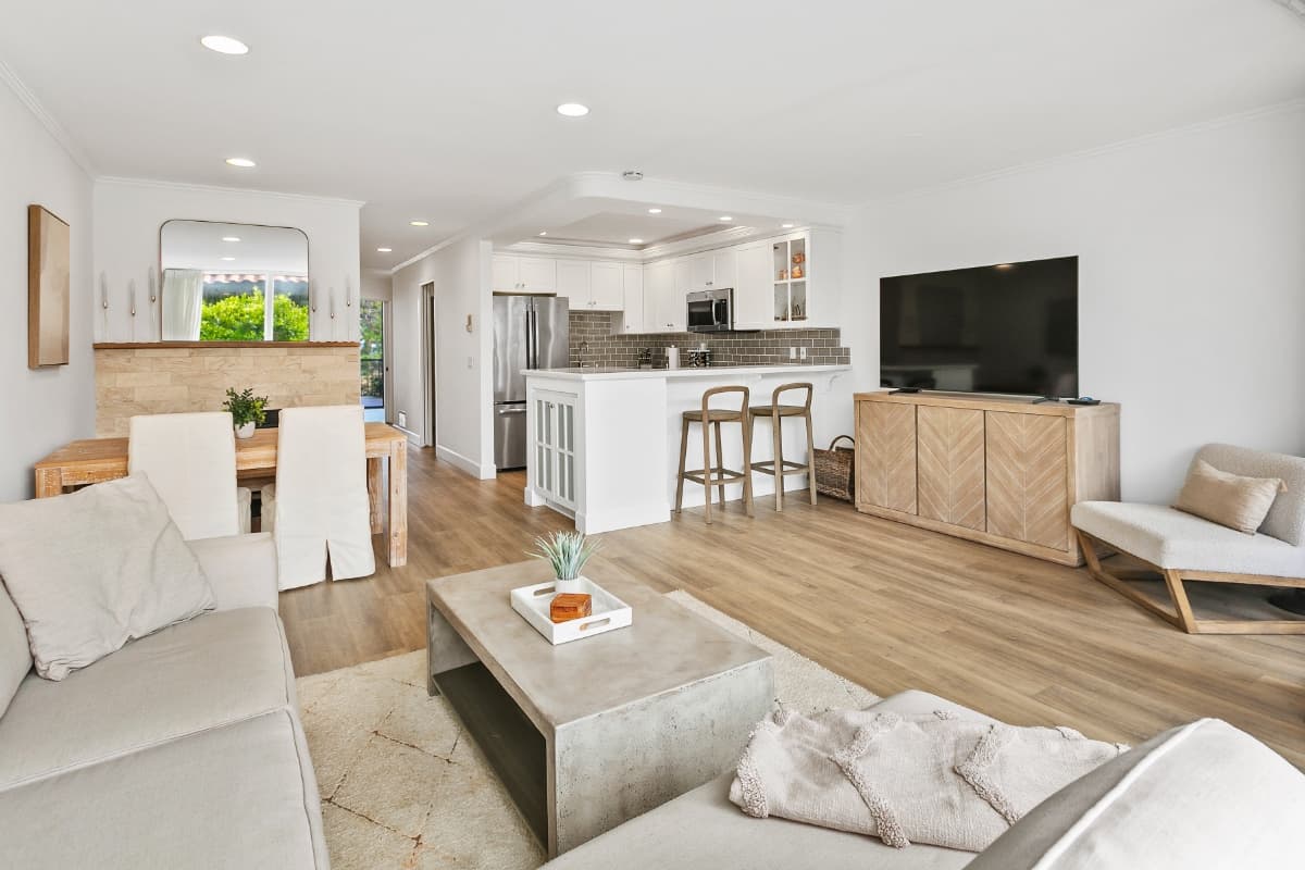 Coastal Calm - Image 8