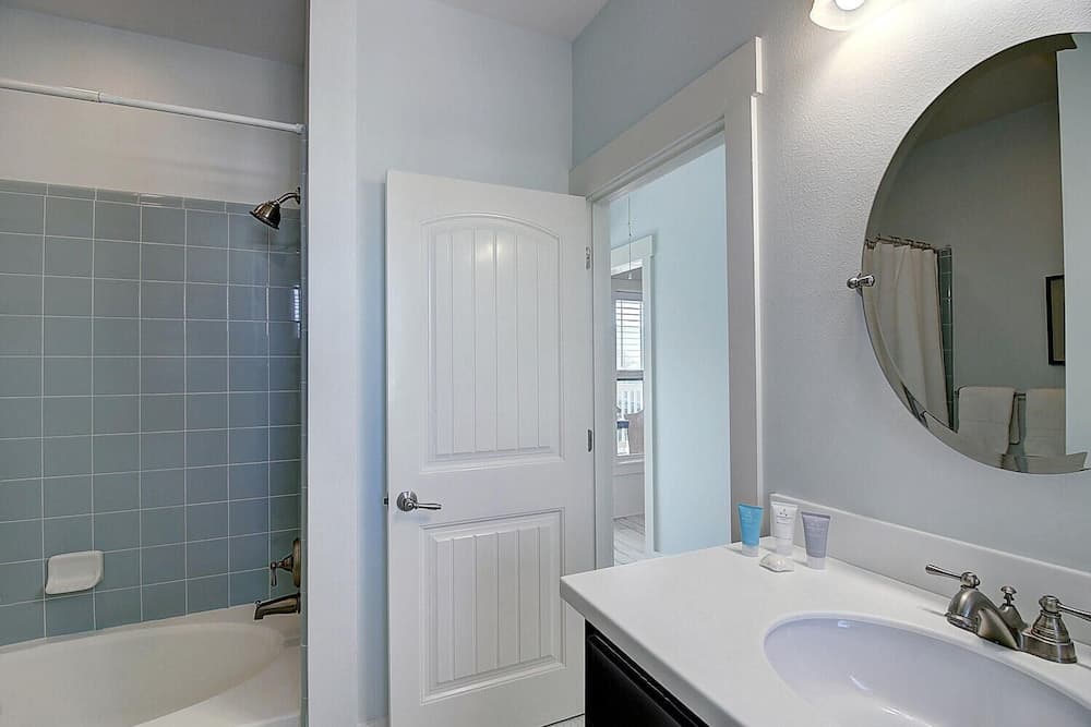 Coastal Hideaway #230 - Image 23